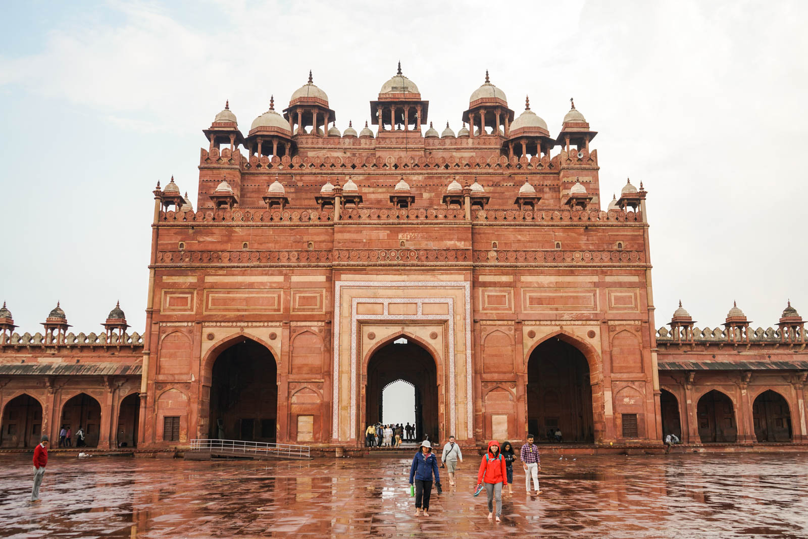 The other side of the Jama Mosque entrance