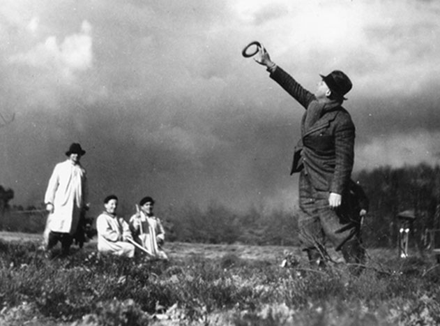 *The Rules of the Game*